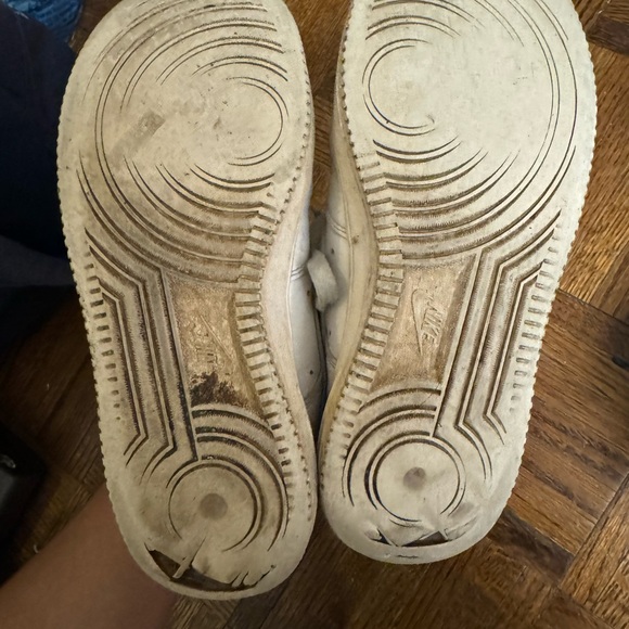 Nike Beat Up Air Force 1s - Picture 11 of 11